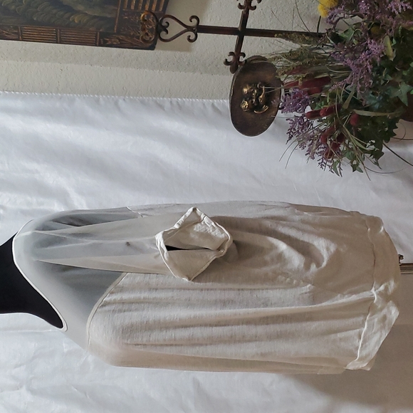 SZ. 3 TORRID SHIRT SLEEVE MESH/TEE  TOP - Picture 2 of 5